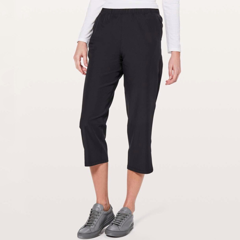 Lululemon | Next Move‎ Crop 23" in Black Swift Ultra Light Size 6